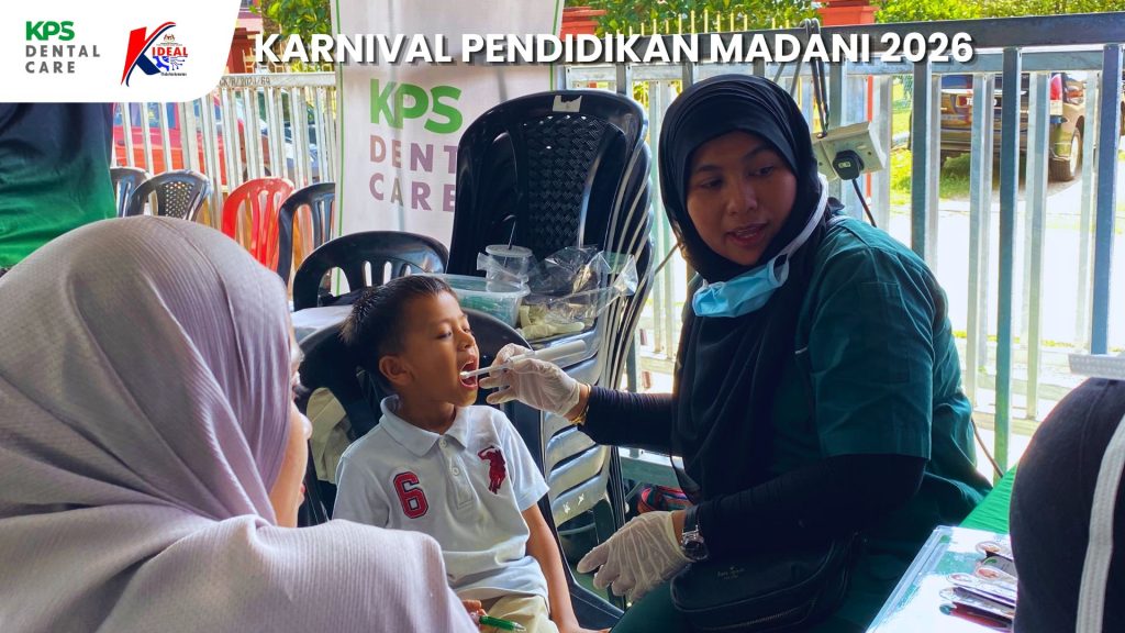 Pemeriksaan gigi secara percuma sedang dilakukan oleh Dr Syarifah Fazlina